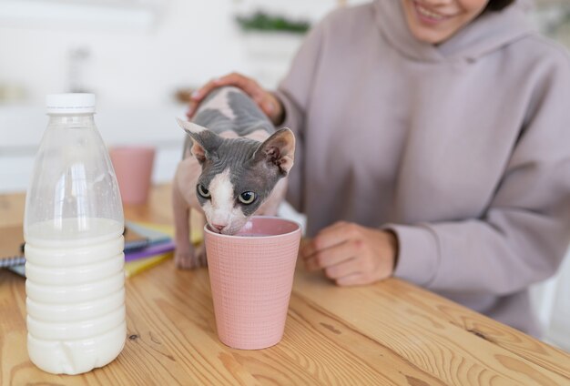 Naturalne wsparcie odporności dla zwierząt domowych: jak liofilizowane colostrum wpływa na zdrowie pupili